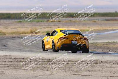 media/Oct-04-2025-OnGrid (Sat) [[44bd565ffa]]/Green Group/Grapevine/